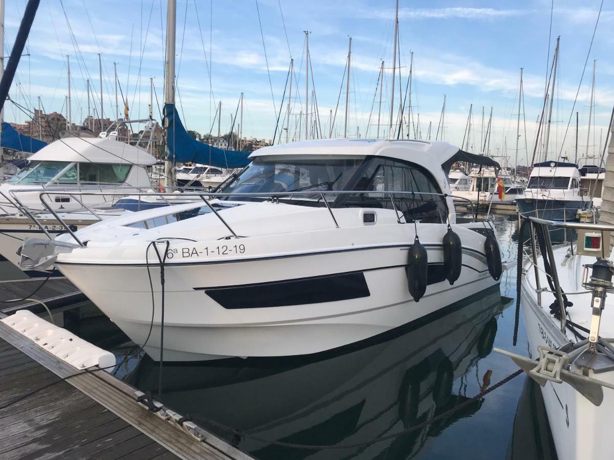 Yate De Lujo En Getxo Hotell Eksteriør bilde